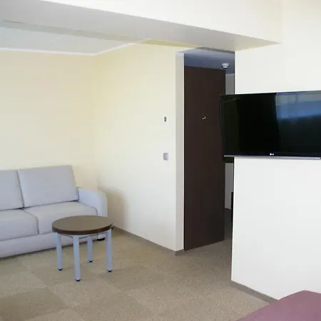 Hotel Tehvandi 3*